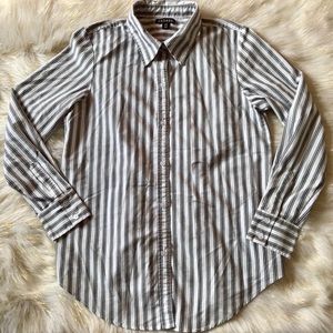 🔲Pinstriped Button Down🔲
